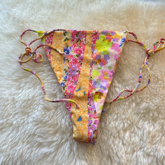 Skatie bikini bottoms NWOT yellow pink floral - Picture 4 of 6
